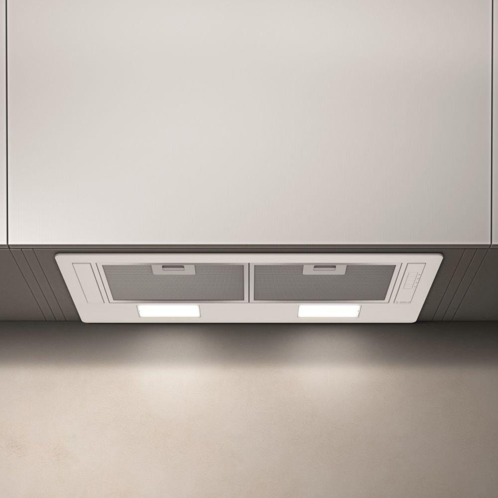 Встраиваемая вытяжка Elica ERA C WH/A/72 — ракурс 1 из 4